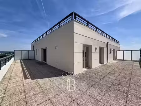 location appartement 4 pièces 85.72 m² à versailles (78000), 2 500 €