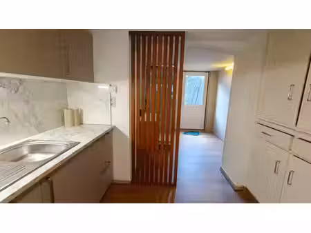 studio avec terrasse/jardin à anderlecht