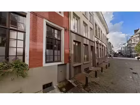 gemeubelde studio op topligging, in historische hart van ...