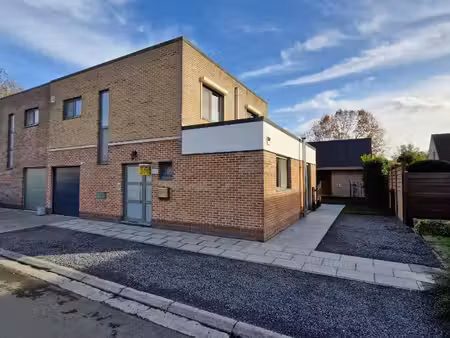 oudegem, mevrouw courtmanspark 112