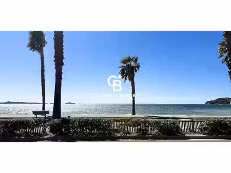 appartement avec terrasse en bord de mer six-fours-les-plages (83)