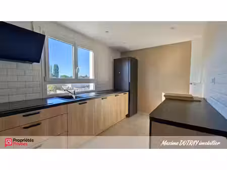 appartement 3 pièces 69m² - loyer 630 euros hors charges - 815 euros charges comprises