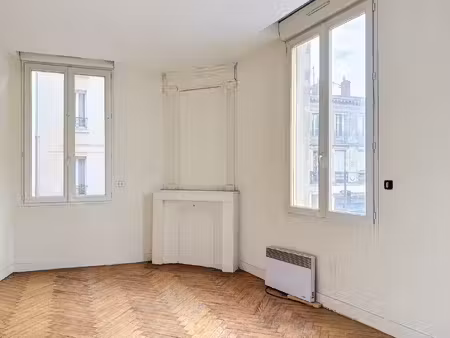 bordeaux appartement 3 pièces de 53 m2 à rénover immeubl