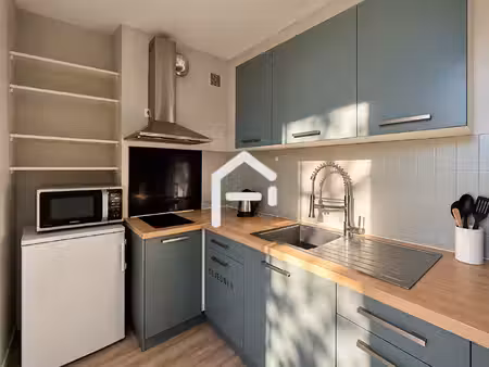 a louer : studio de 26.07m² à toulouse, avec un balcon et une cave