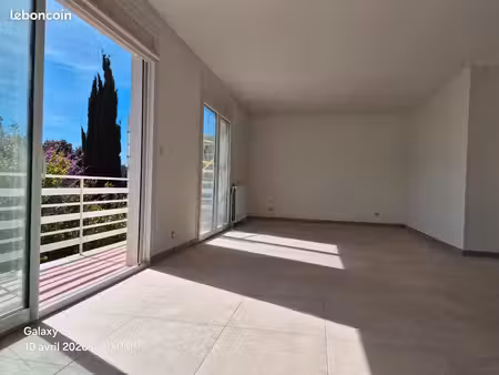 à louer 1 an maximum – villa 145 m² avec jardin, garage et parking