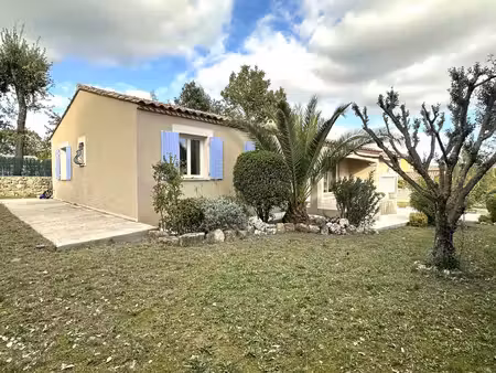 maison de plain-pied avec piscine et terrain constructible, à 5 min d'uzès