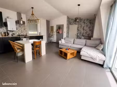 appartement 3 pièces 55 m²