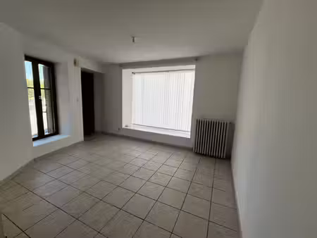 appartement 2 chambres en rez-de-chaussée