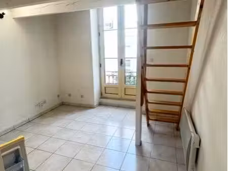 studio avec mezzanine – 25 m² – parking – secteur les chartrons