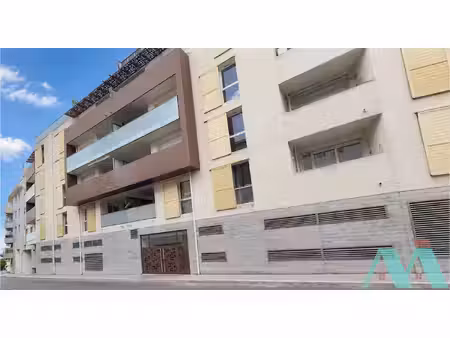 appartement t2 avec terrasse et parking en sous-sol