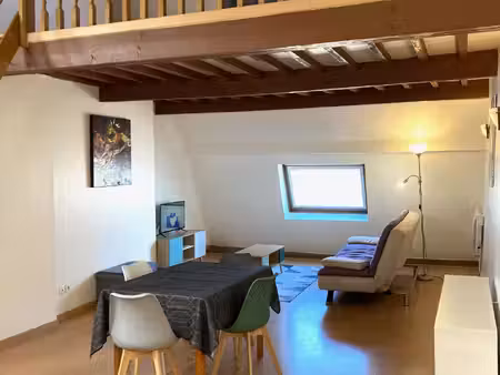 logement meublé refait à neuf à la charité sur loire