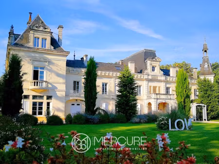 château à vendre dans le quartier crouin