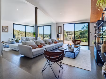 maison de luxe à vendre à zonza