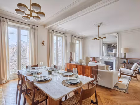 appartement de luxe à louer dans le quartier monnaie