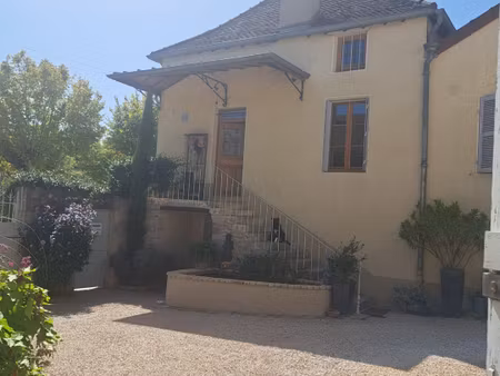 maison de luxe à vendre à saint-jean-de-vaux