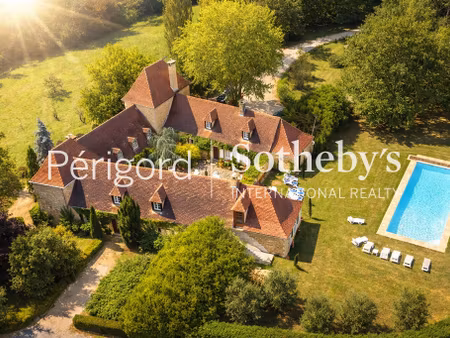 maison de luxe à vendre à sarlat-la-canéda
