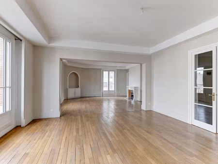 appartement de luxe à vendre dans le quartier bonnabaud