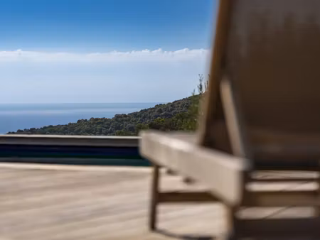 villa de luxe à vendre dans le quartier les jardins de l'empereur