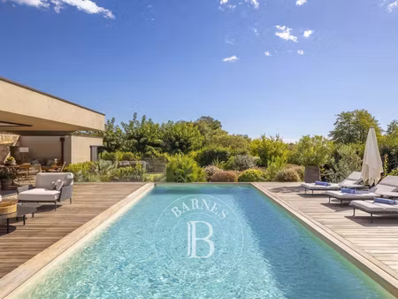 villa de luxe à vendre à sainte lucie de porto vecchi