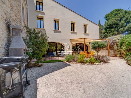 maison de luxe à vendre dans le quartier les platanes