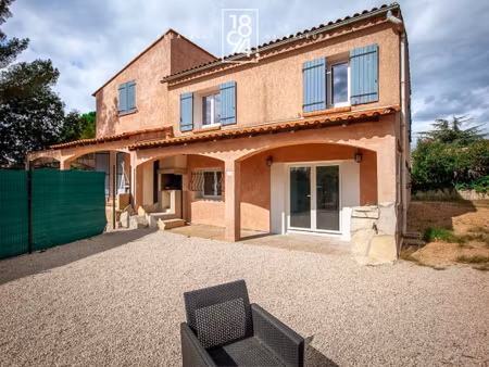maison de luxe à vendre dans le quartier est