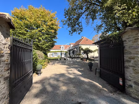 maison de luxe à vendre à vieille-église-en-yvelines