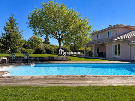 maison de luxe à vendre dans le quartier centre