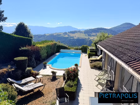 maison de luxe à vendre à saint-martin-d'uriage