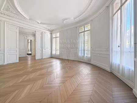 appartement de luxe à vendre dans le quartier courcelles-wagram