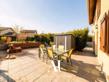 maison de luxe à vendre dans le quartier ouest