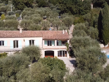 villa de luxe à vendre à cabris