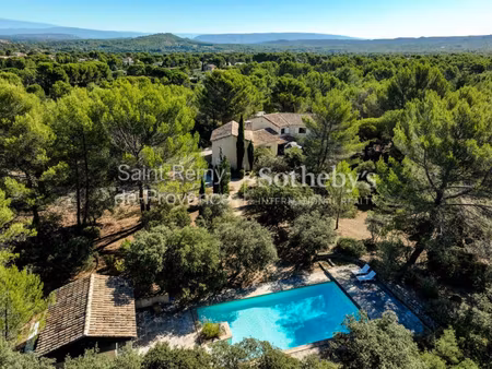 maison de luxe à vendre à eygalières