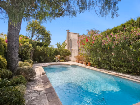 maison de luxe à vendre à saint-jean-cap-ferrat