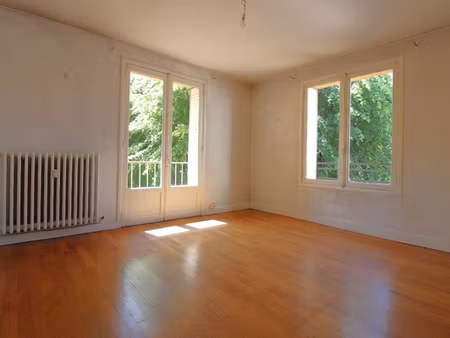 vente appartement 3 pièces  65.60m²  chalon