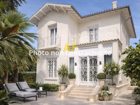 saint-raphaël triangle d'or villa prestige bord de mer 170m2