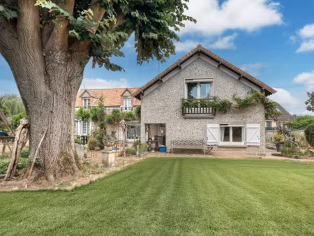 tres belle maison ancienne de 213m2 au sol - 4 chambres - te