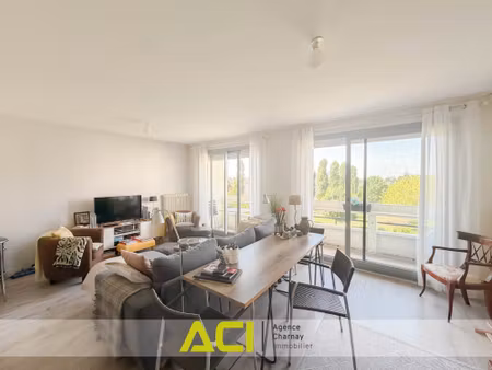 macon nord - bel appartement renove avec balcon - 64m2