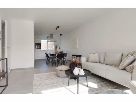 immeuble de rapport à louer à gistelse steenweg 242 sint-andries (rbw62395)