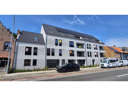 immeuble de rapport à louer à gistelse steenweg 242 sint-andries (rbw62396)