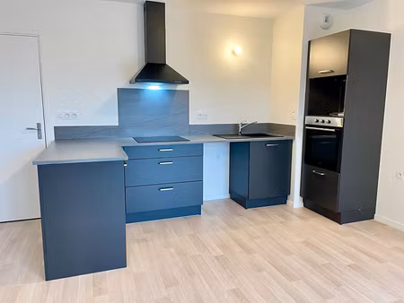 appartement 2 pièces 42 m² à louer joué-lès-tours 37300 ? | era immobilier