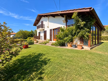 maison de 122m2 + garage de 53m2 sur parcelle de 784m2