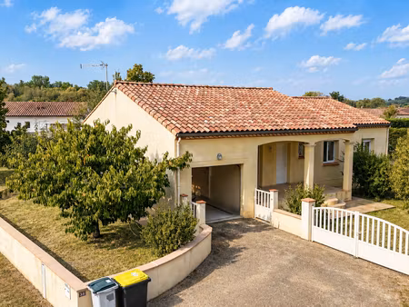 soual  maison récente 114 m2 de plain pied