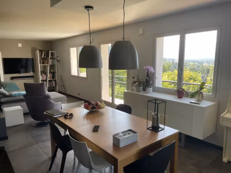 immobilier de prestige : maison avec terrasse en vente à ann