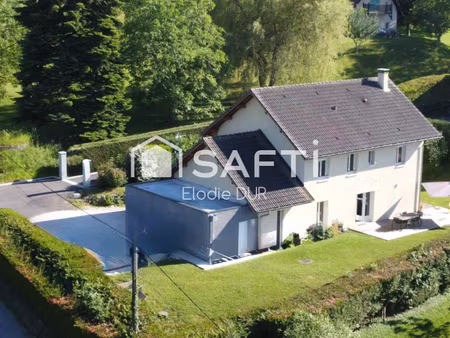 maison 8 pièces à vendre à le montcel