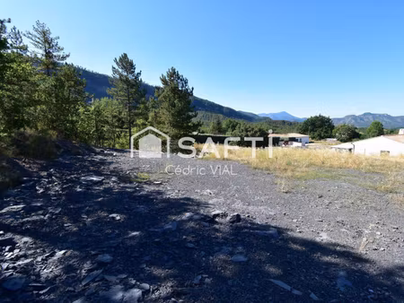 terrain constructible neuf à vendre