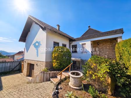 forbach bellevue belle maison avec balcon  vue sur le schl