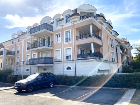 beau f3 - 67.46 m2 - dernier etage avec balcon
