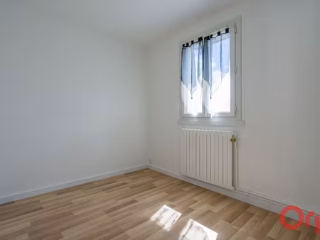 location appartement  m² t-2 à épinay-sur-orge  664 €