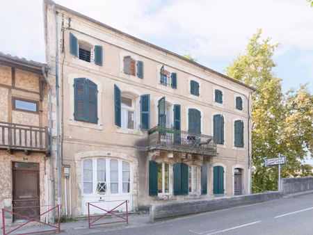 immeuble larrivière-saint-savin m² t-9 à vendre  224 500 €