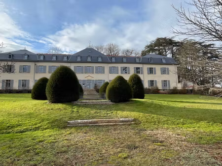 location appartement  40 m² t-2 à charbonnières-les-bains  890 €